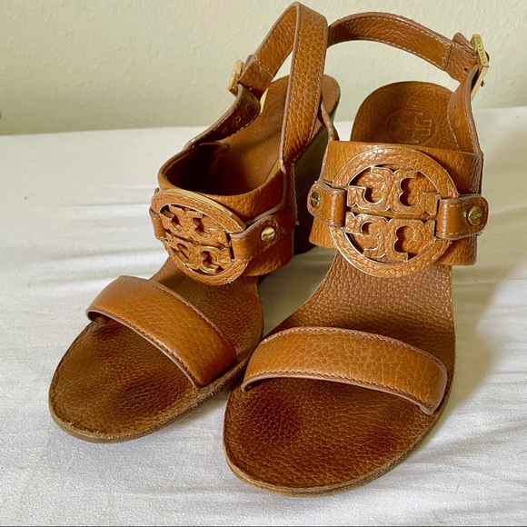 Tory Burch Amanda Wedge Sandal 8 - Picture 8 of 8